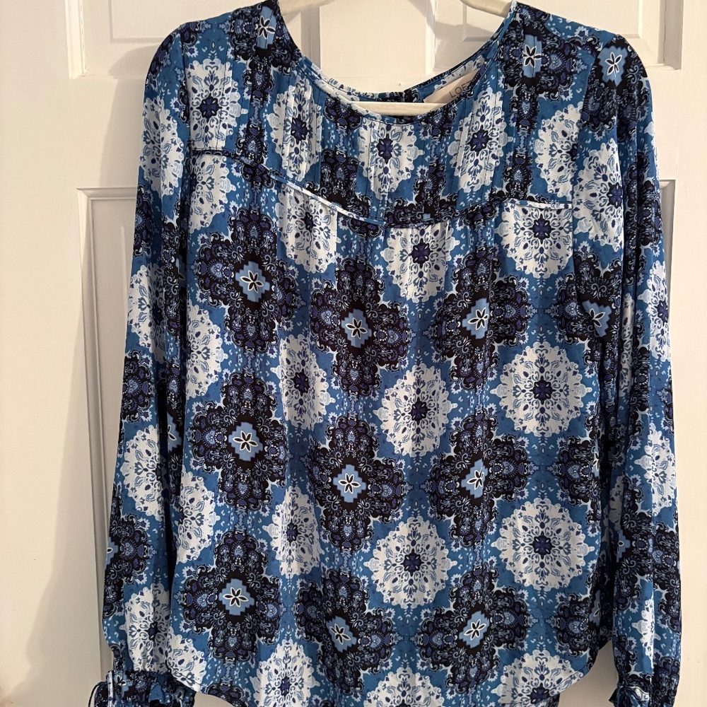 LOFT Top - Size Small